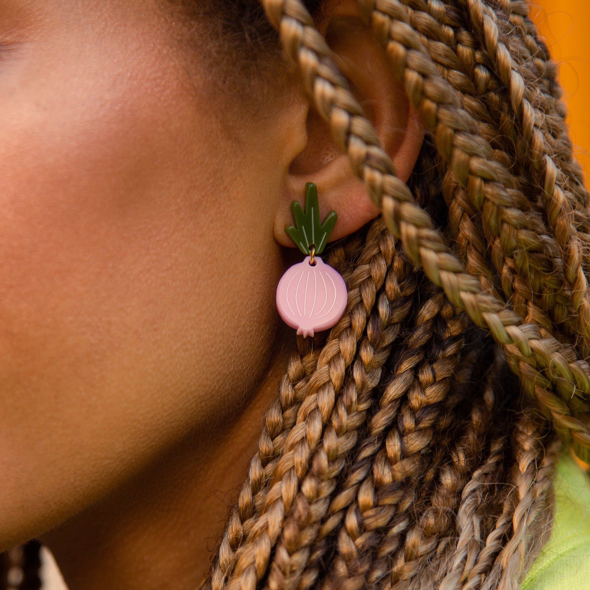 Onion colour earrings Clearance