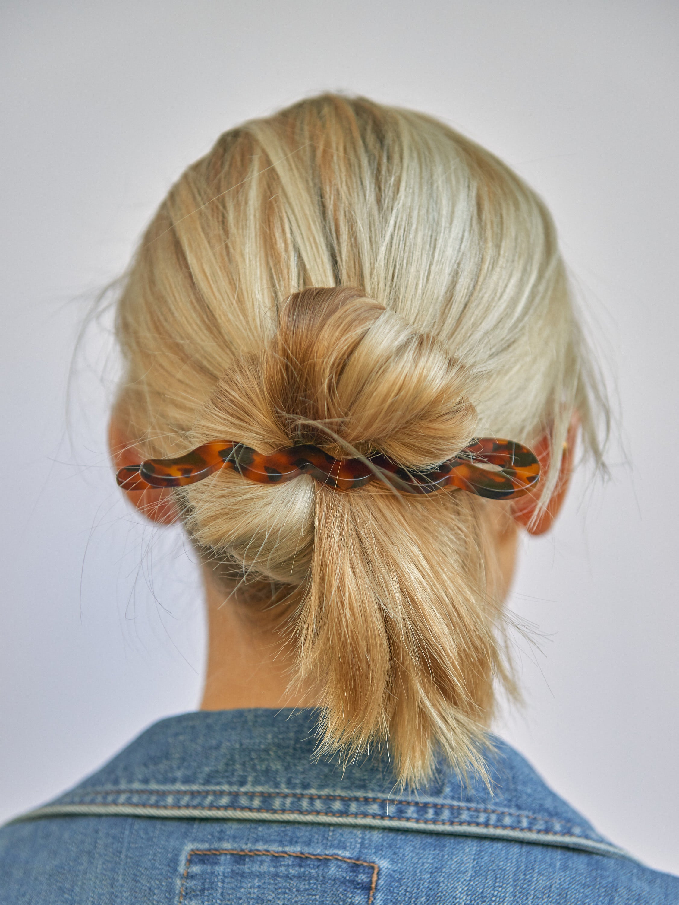 13 Bobby Pin Hairstyles You Can Do in 5 Minutes or Less | All Things Hair ZA